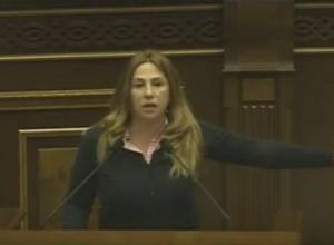 «Այդ ո՞ր պատերազմի համար եք գումար հավաքում». Զարուհի Փոստանջյան