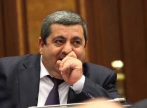 Առաքել Մովսիսյանը Թևան Պողոսյանին «գործ տվող» անվանեց