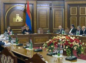 В Правительстве обсуждалась программа развития Гюмри