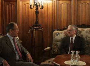 Armenia, Russia FMs meet in Moscow, discuss bilateral ties