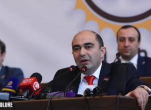 «Զարմանում եմ մեր քաղաքացիների համբերության վրա». Էդմոն Մարուքյան