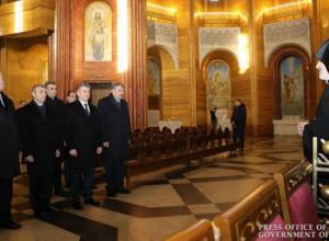 Karen Karapetyan Visits Holy Transfiguration Church of New Nakhijevan