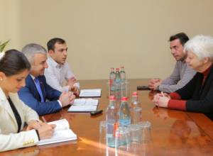 Եվրախորհրդարանի պատգամավոր Էլենի Թեոխարիուսը  այցելել է Արցախի խորհրդարան