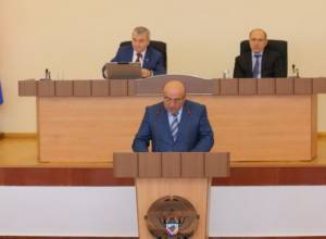 Արցախի  Խորհրդարանում մեկնարկել է 5-րդ նստաշրջանը