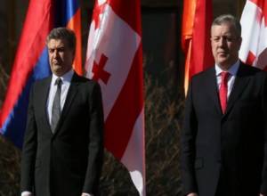 Կարեն Կարապետյանը վրացի գործընկերոջ հետ ասուլիս է տվել