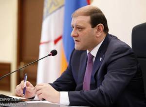 Տարոն Մարգարյան. «Հանրապետականներն իրար դեմ չեն մրցում»
