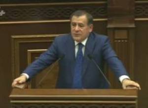 Հարցեր Լևոն Յոլյանին