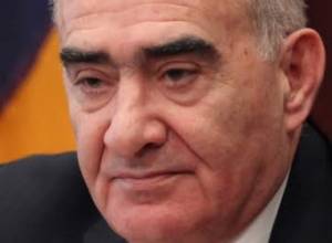 Galust Sahakyan: No one is distributing bribes at this moment