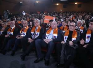 «Հերիք է». «Օհանյան-Րաֆֆի-Օսկանյան» դաշինքը իշխանափոխության է գնում