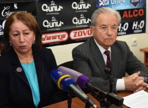 Հայտնի մարդիկ՝ կոմունիստների ցուցակում