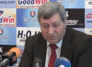 Կոմկուսն ամեն գործարանի վերաբերյալ ունի իր մոտեցումները