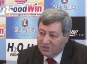 Կոմկուսն ամեն գործարանի վերաբերյալ ունի իր մոտեցումները