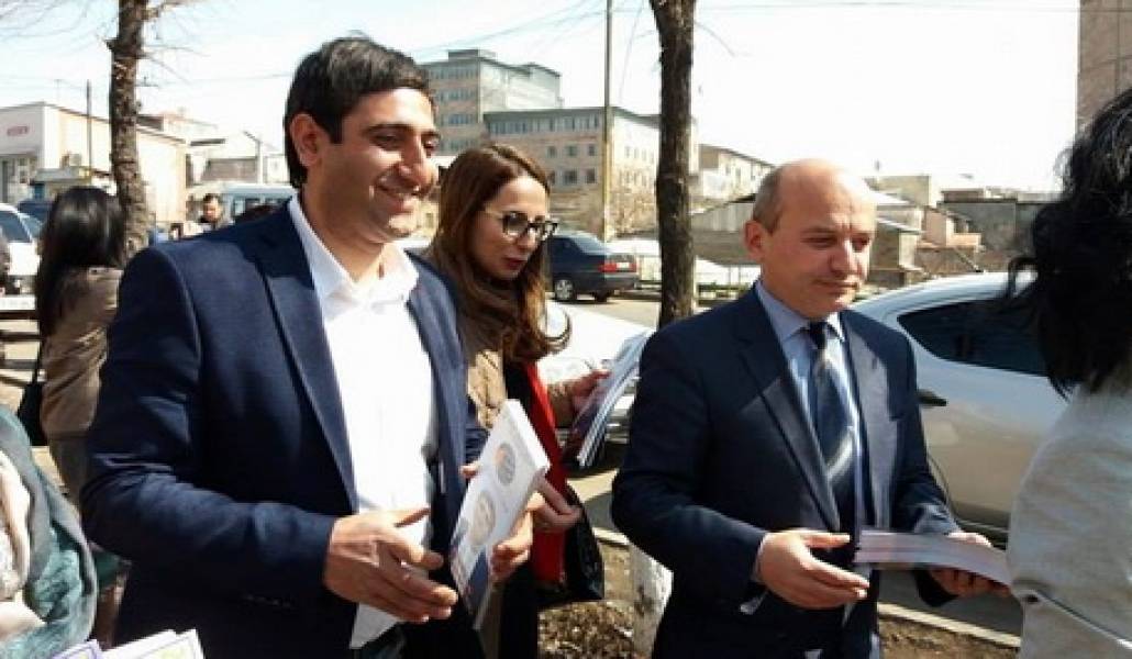azat-demokratner-4