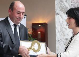«Ինձ արհամարհելով՝ քարոզարշավից 5 րոպե առաջ դահլիճ են պահանջում». Առավոտ