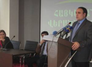 Արթուր Բաղդասարյանը` երիտասարդներին. «Եթե հարցեր չունեք, ուրեմն ամեն ինչ պարզ է». Առավոտ