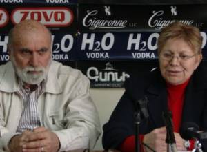 «Нельзя все писать: какого цвета платье надела, в какой магазин зашла»