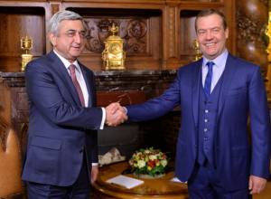 Serzh Sargsyan-Dmitri Medvedev meeting starts in Moscow