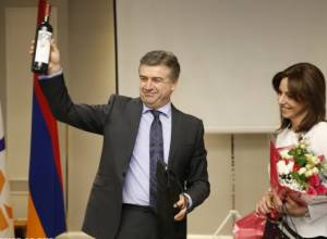 PM to woman entrepreneurs: “I wish you would never get weary”