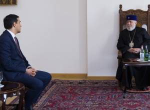 Կաթողիկոսն ընդունել է ՄԻ պաշտպանին