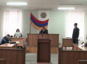 «Հրահանգ էր». ՀԽ անդամին դահլիճից կալանքի վերցրին