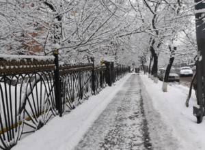 Heavy snowfall in most regions