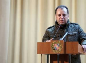 «Եռաբլուրը» զինվորական պանթեոն է և այն չպետք է քաղաքականացվի. Վիգեն Սարգսյան.aysor.am