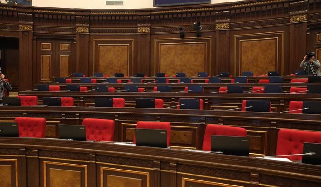 b2ccdcfedb24ff13cd3aabd45967aaf7