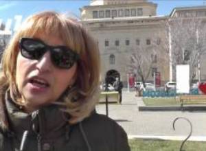 Տիկնիկային գործիչների օրն է