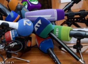 Քարոզարշավի ընթացք, ՅՈՒՆԵՍԿՕ-ի ապագան. քննարկումներ՝ ուղիղ