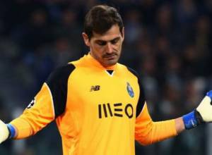 Икер Касилян стал «яблоком раздора» для английских клубов