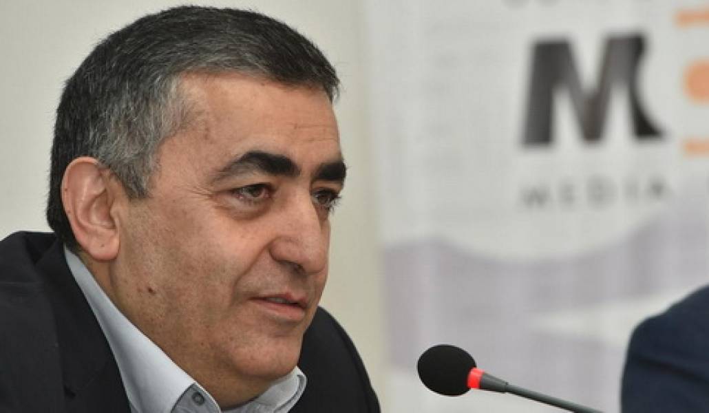 armen-rustamyan-1