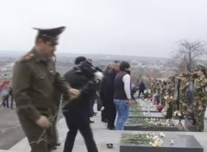 ԵԿՄ-ն այցելել է Եռաբլուր