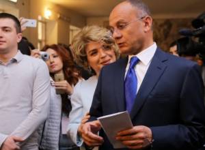 Seyran Ohanyan urged citizens to spend day in high spirits