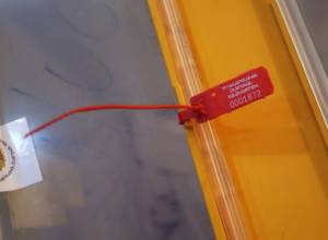 Подсчет голосов на избирательном участке N 12/1 в Арташате: Прямой эфир