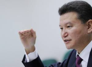 ՖԻԴԵ-ի նախագահ Իլյումժինովը զրկվել է իր գլխավոր իրավունքներից