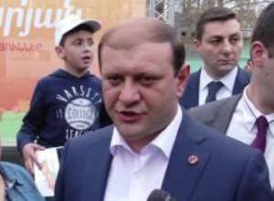 Տարոն Մարգարյանը պատասխանեց լրագրողների հարցերին