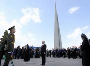 Serzh Sargsyan observes unique exhibits