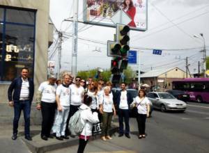 Zaruhi Postanjyan follows work of public transport in Yerevan