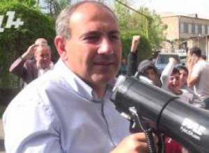 ժամանակն է Նրանց պորտը դնելուց բացի քաղաքի թերություններն էլ տեղը դնել
