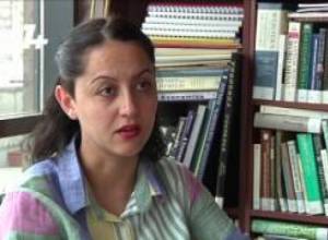 «Գոռացել են, վախեցրել են իմ երեխային». լրագրողը՝ ոստիկանների այցի մասին