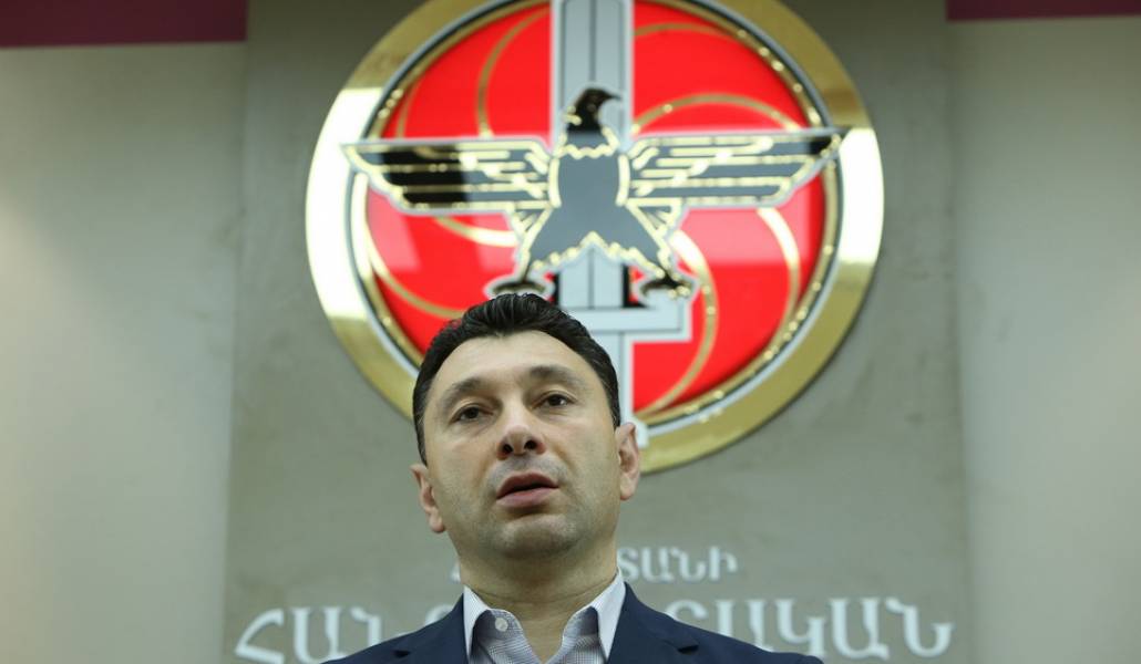 sharmazanov-1