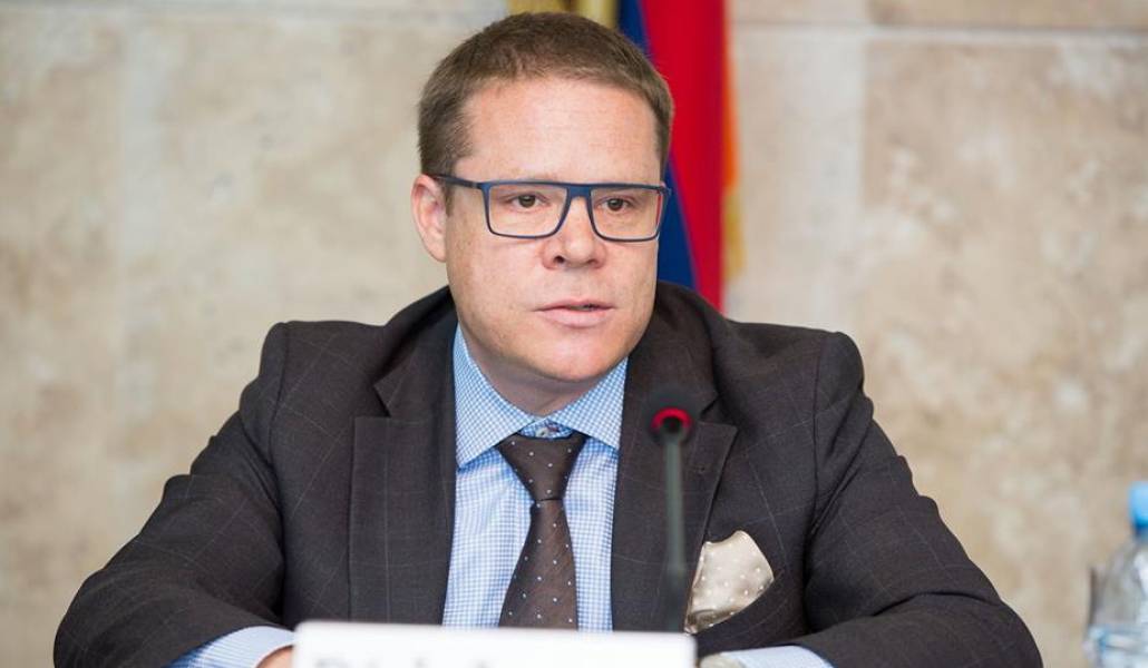 18581898_1352688121451780_1037085749129726402_n