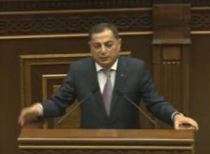 «ԱԺ նախագահը նաչալնիկ չէ»