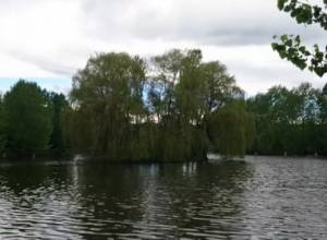 Island in Lori: one must be courageous enough to reach here