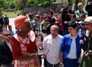 Aurora Prize Laureate is in Artsakh: Artsakhpress