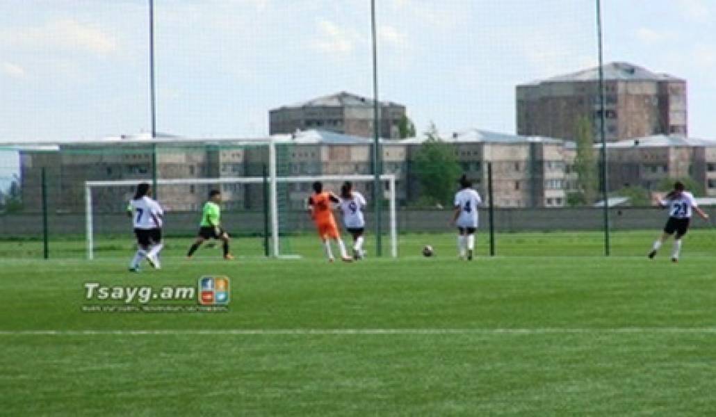 1496060856_football