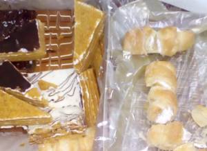 В печеном  - белая порошкообразная масса