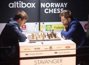 Լեւոն Արոնյանը սեւերով ջախջախեց Սերգեյ Կարյակինին