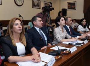 Ինչու է փոխքաղաքապետը զինծառայության ընթացքում տեղափոխվել թատրոն