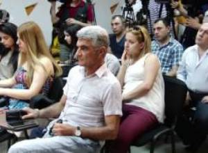 Լևոն Ջուլֆալակյանը լիովին արդարացնում է Արթուր Ալեքսանյանին